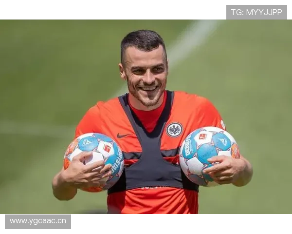 萨卡：半空间持球推进与制造威胁的核心价值