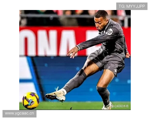 贝林厄姆与姆巴佩同龄数据对比:谁更接近新时代核心 贝林厄姆与姆巴佩同龄数据对比:谁更接近新时代核心