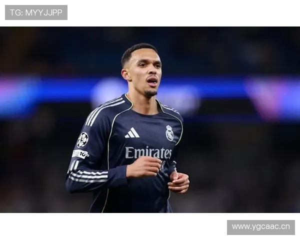 阿诺德在边后卫推进上展现更集中传球结构