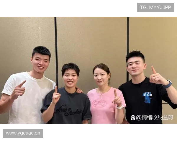 黄东萍训练完直接拎爱马仕去吃米其林，这姐活得比偶像剧还敢